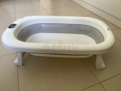 Baby bathtub