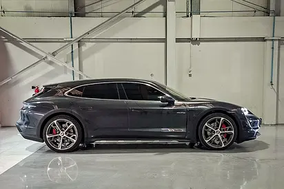 صورة مصغرة 4 لـ 2024 Porsche TAYCAN