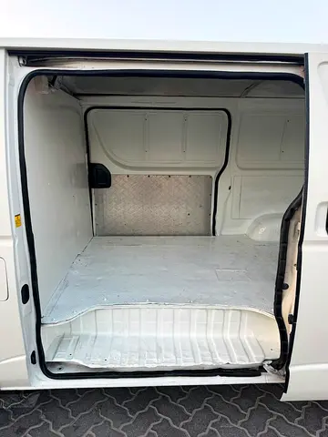 2013 Toyota HIACE 照片 7