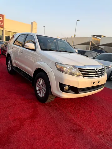 صورة 7 لـ 2013 Toyota FORTUNER
