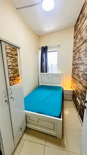 URGENT MOVE IN ! Furnished Spacious Partition Room With Window + Nice View + Next To Metro