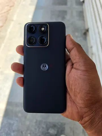 Motorola edge 70 fusion - good condition, full working
