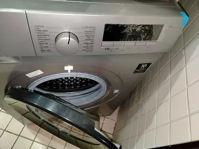 Samsung Front Load Washing Machine – Like New Condition