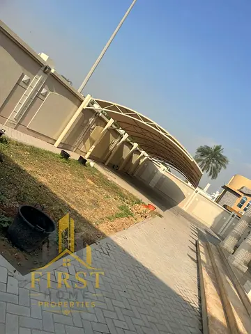 LAHWISH 5 BHK VILLA JUST 190K ALL MASTER BEDROOMS THREE LARGE MAJLIS BALCONY GROUND FLOOR ONE ROOM