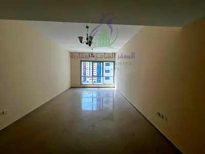 ثلاث غرف وصاله التعاون تكيف مجاني غرفه ماستر غرفة خادمه خزائن بالحائط اطلاله بنوراميه مفتوحه موقع مميز خلف مستشفي جيلاان