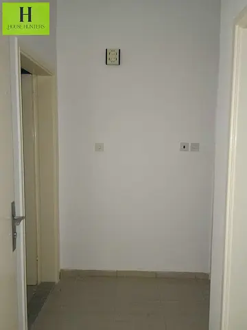 Hot offer of the month 2bhk with balcony and siplet AC just in 30k near to Al mashriq bank Al qasim