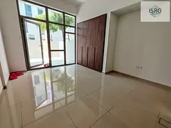 Studio with garden in 34k 400sqft uptown