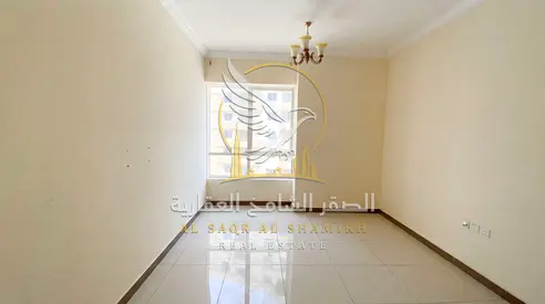غرفه وصاله منطقه القاسميه المحطه اطلاله مفتوحه جيم مجانا صيانه مجانيه شهر مجانا تامين مؤجل تكييف مركزي قريب من الديوان الاميري