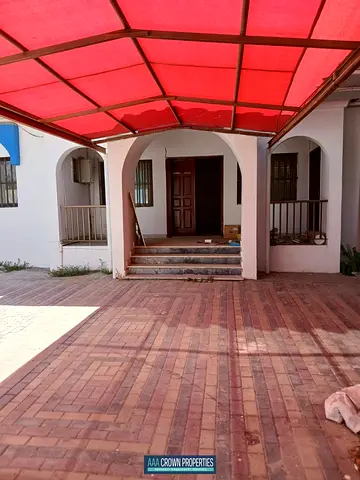 4bhk Villa available with 5 washroom in ghafiya sharjah