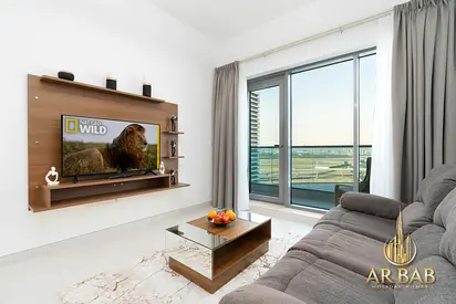 Summer Offer, Premium 1BR | Big Layout & High Floor | Full Canal View | Near Dubai Mall