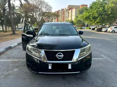 Nissan Pathfinder S 2014 GCC Specs - Well Maintained SUV