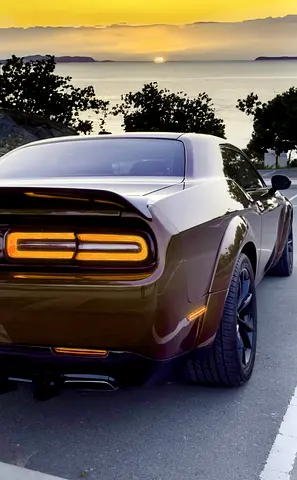 2018 Dodge CHALLENGER — фото 1