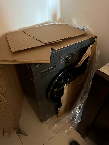 LG Front Load Washing Machine - 7kg (Unboxed, Like New)