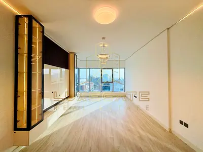 HUGE 2BHK | BALCONY | UPGRADED | PRIME LOCATION