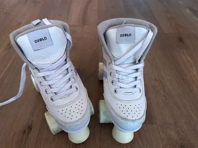 Oxelo White Quad Roller Skates from decathalon