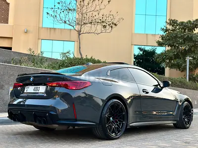 2025 BMW M4 Competition xDrive — zdjęcie 4