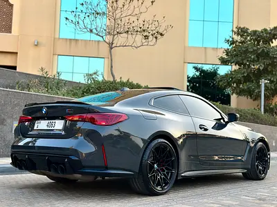 2025 BMW M4 照片 4