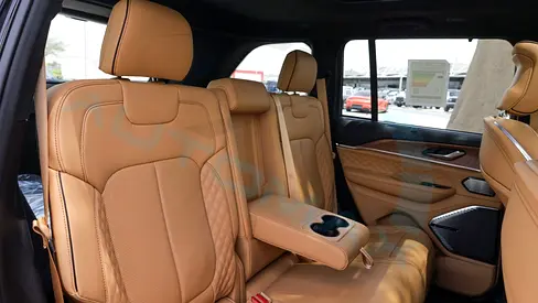 2025 JEEP GRAND CHEROKEE — миниатюра 13