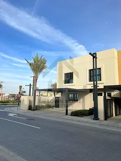 4 bed/ ready to move/new /corner