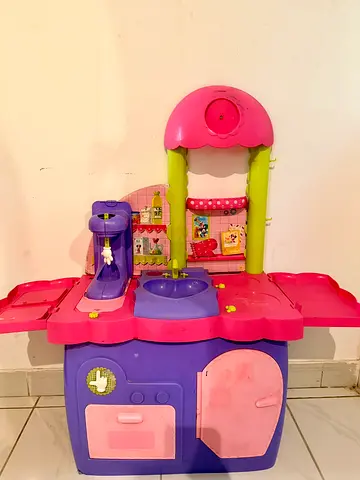 ELC Kids Play Kitchen Set - accesorries included