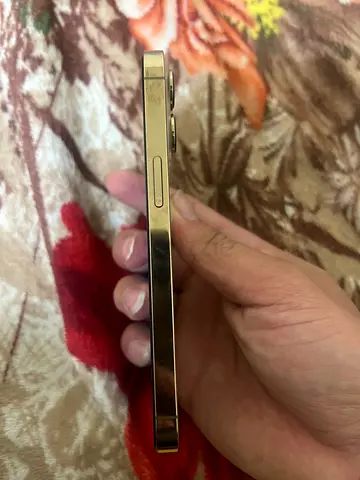 iPhone١13 pro style gold metal frame - used, good condition