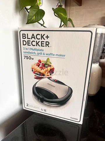 Black+Decker 3-in-1 Waffle, Grill & Sandwich Maker - 750W (used just once)