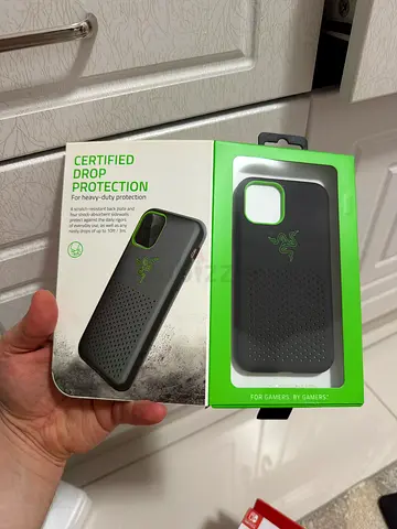 Razer Arctech Phone Case (new in box) - Black/Grey