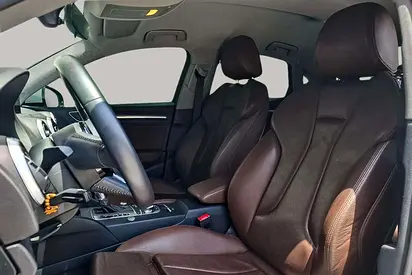 صورة مصغرة 10 لـ 2019 AUDI A3