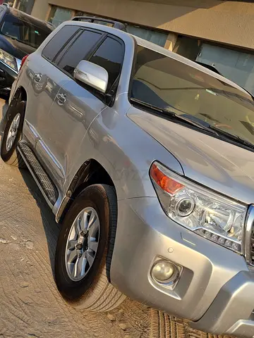 Land Cruiser