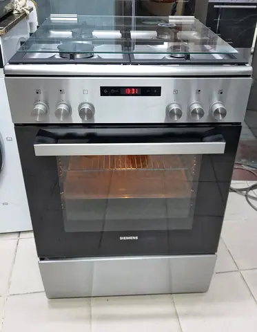 Siemens New Model Top 4 Burner Gas With OVEN Electric Cooker Range. 60Cm