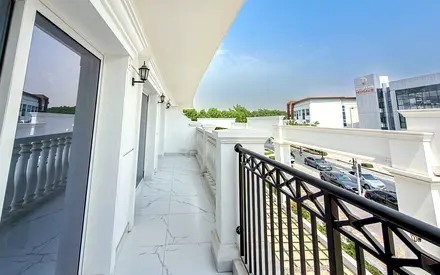 Luxury Living | Best Price | Big Layout