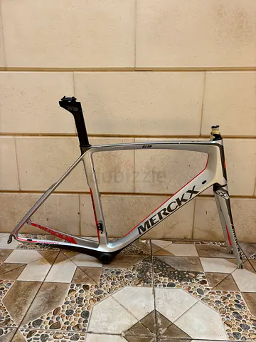 Road bike frame