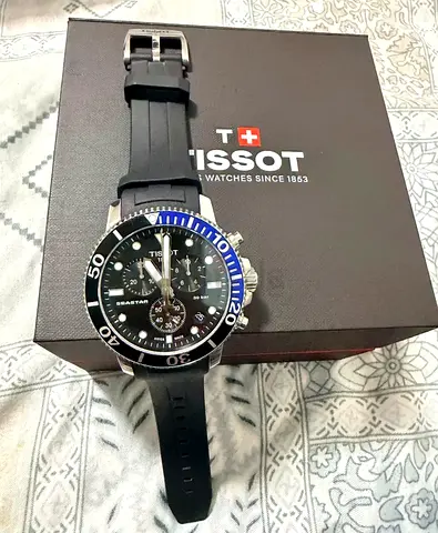 Tissot Seastar Chronograph Men's Watch with Rubber Strap - Good Condition