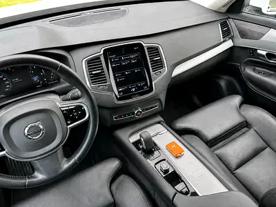 صورة 14 لـ 2022 Volvo XC90