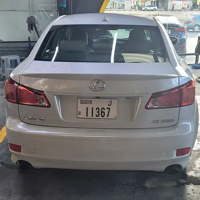 صورة 2 لـ 2010 Lexus IS-SERIES