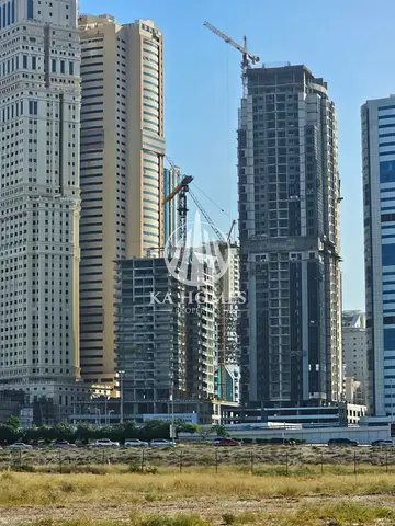 🏙️ بالقرب من دبي والخان والممزر | خطة دفع مميزة | تسليم بعد 9 أشهر