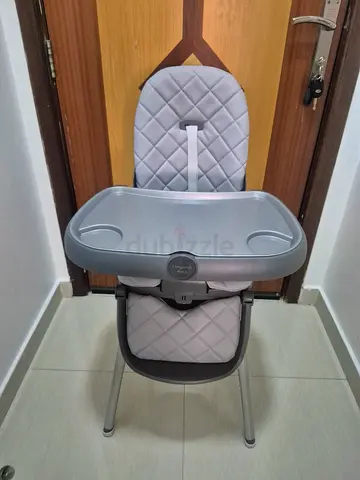Cam brand baby high chair with removable tray - gently used
