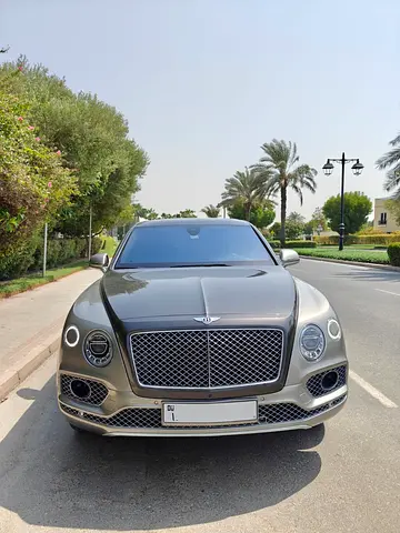Bentley Bentayga Blackline Mulliner 2018 | GCC Specs | Pristine Condition