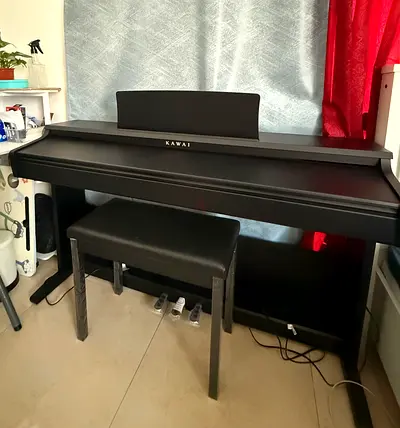 Grand piano
