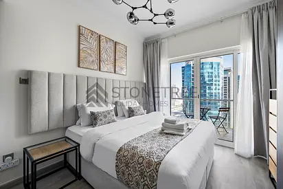 Flexible Cancellation Terms | Near Metro | High Floor | Balcony with Lake View