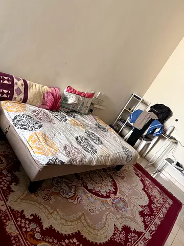 Executive Bed Space only 2 persons in big room