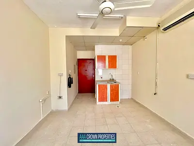Studio flat available in Muwaileh