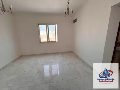 غرفة وصالة ثاني ساكن في البوطينة بموزع تكييف وغاز مركزي بناية نظيفة جدًا سعر مناسب سهولة في السداد وموقع استراتيجي