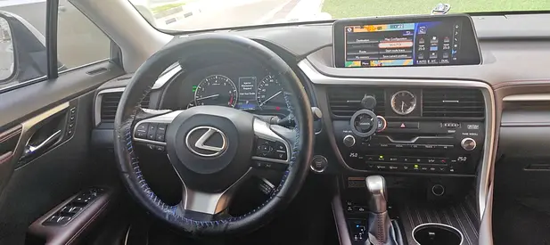 صورة 2 لـ 2016 Lexus RX-SERIES
