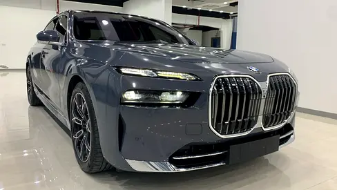 BMW 7 Series 735Li, миниатюра 4