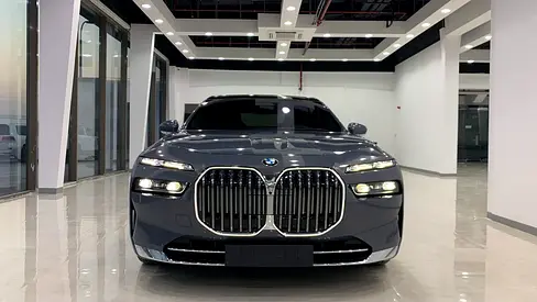 BMW 7 Series 735Li, миниатюра 2