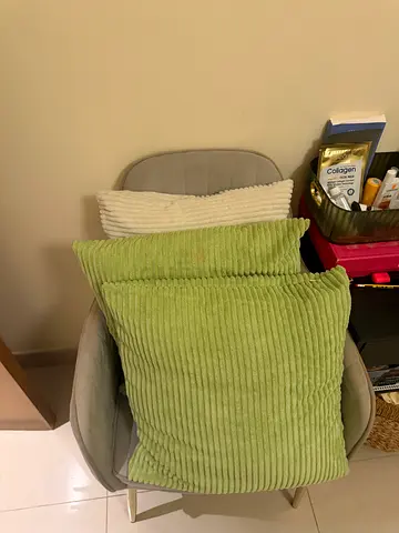 3 Pillows - good condition