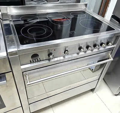 Smeg electric ceramic cooking range 90 cm