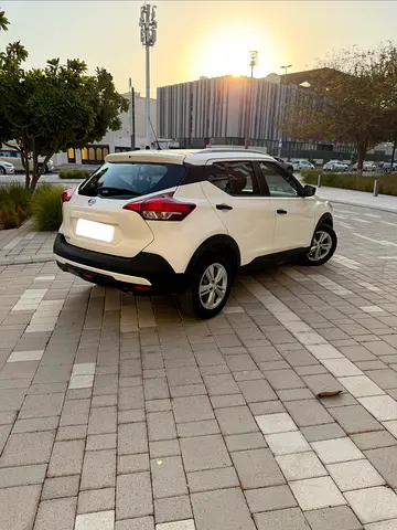 صورة 4 لـ 2019 Nissan KICKS