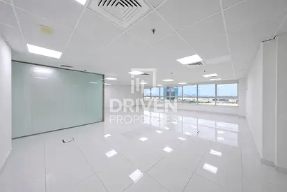 Fully Litted | Prime Location | Vacant Unit